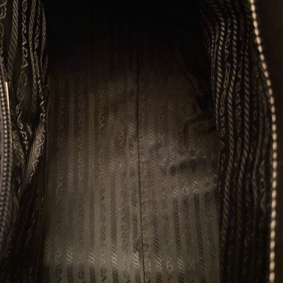 PRADA doctors bag/satchel Black in Excellent pre owned condition. - Picture 5 of 13